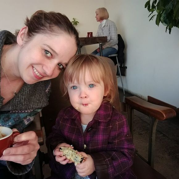 Meet your Posher, Cate - Picture 1 of 1